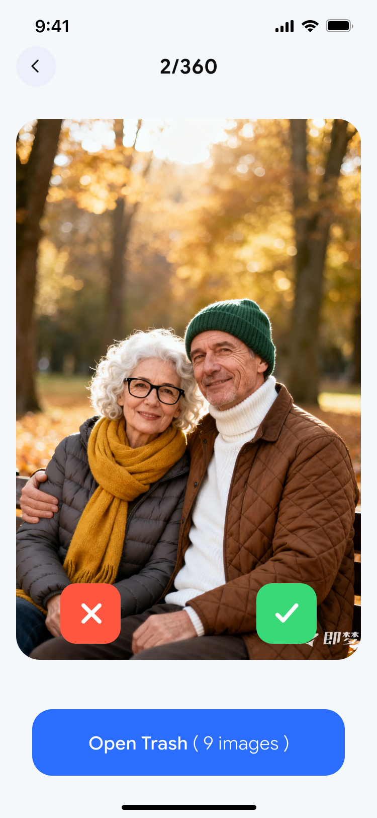 Swipe review screen for duplicate photos